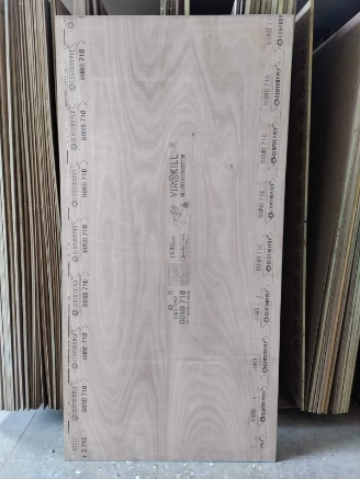 Picture of Century Plywood Bond 710 BWP Grade Hardwood With 710 AAA Grade With BWP Treatment with 15 years Warranty 8 feet x 4 Feet, 18 MM Thickness