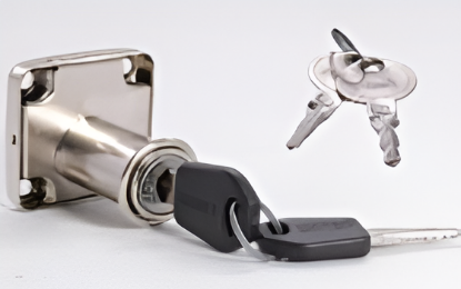 Picture of Square Lock 32mm/Square Lock 32mm with Metal Keys - Nickel Plated