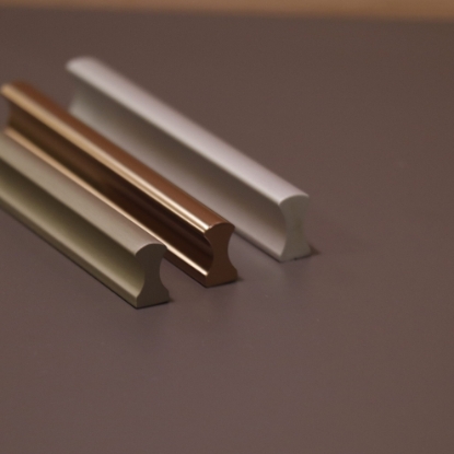 Picture of Aluminium Handle - I1 - 64mm - Special Finish