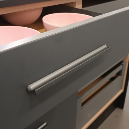 Picture of Aluminium Handle - I2 - 320mm - Titanium