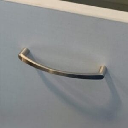 Picture of Zinc Handle - Q - 96mm - Brushed Nickel