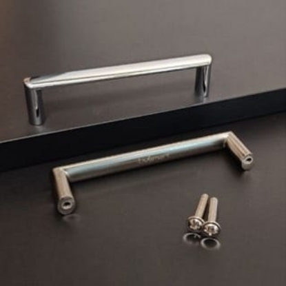 Picture of Zinc Handle - R - 288mm - Chrome plated
