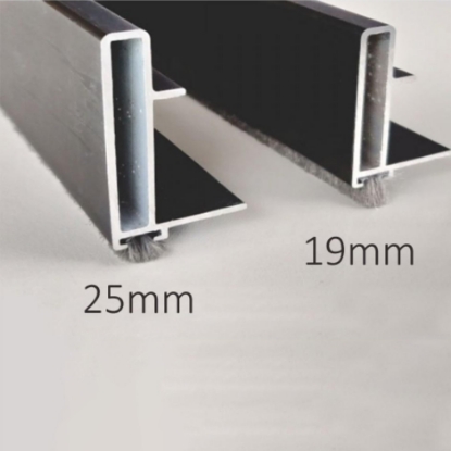 Picture of AI. Profile for Wardrobe Sliding Partition - 19mm - Anodized Silver/Black