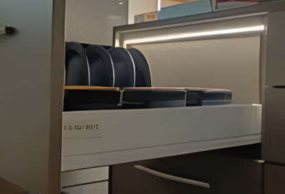 Picture of Linear Slim 6 - for Cabinets (Surface Mount) - Silver/Brown