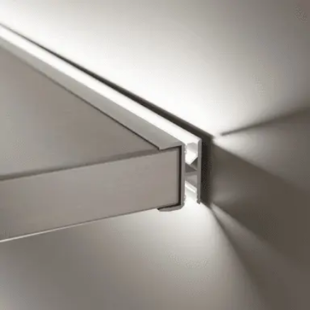 Picture of Luminor 2 Housing Profile1 - Silver